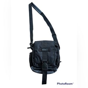 Eddie Bauer Cross Body Bag